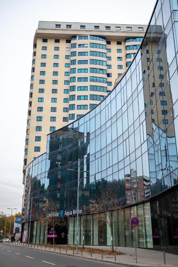 Luxury Apartment Karic Free Parking Tuzla Eksteriør bilde