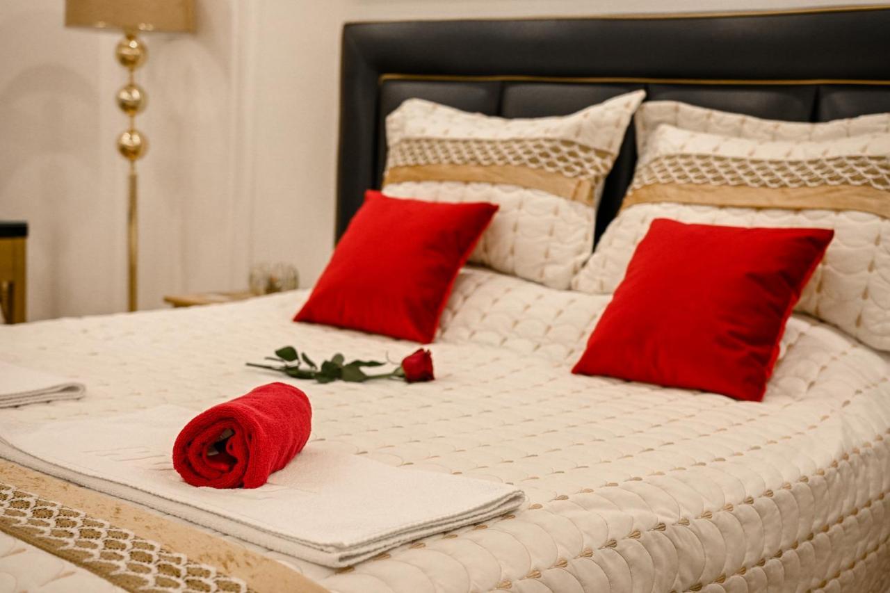 Luxury Apartment Karic Free Parking Tuzla Eksteriør bilde