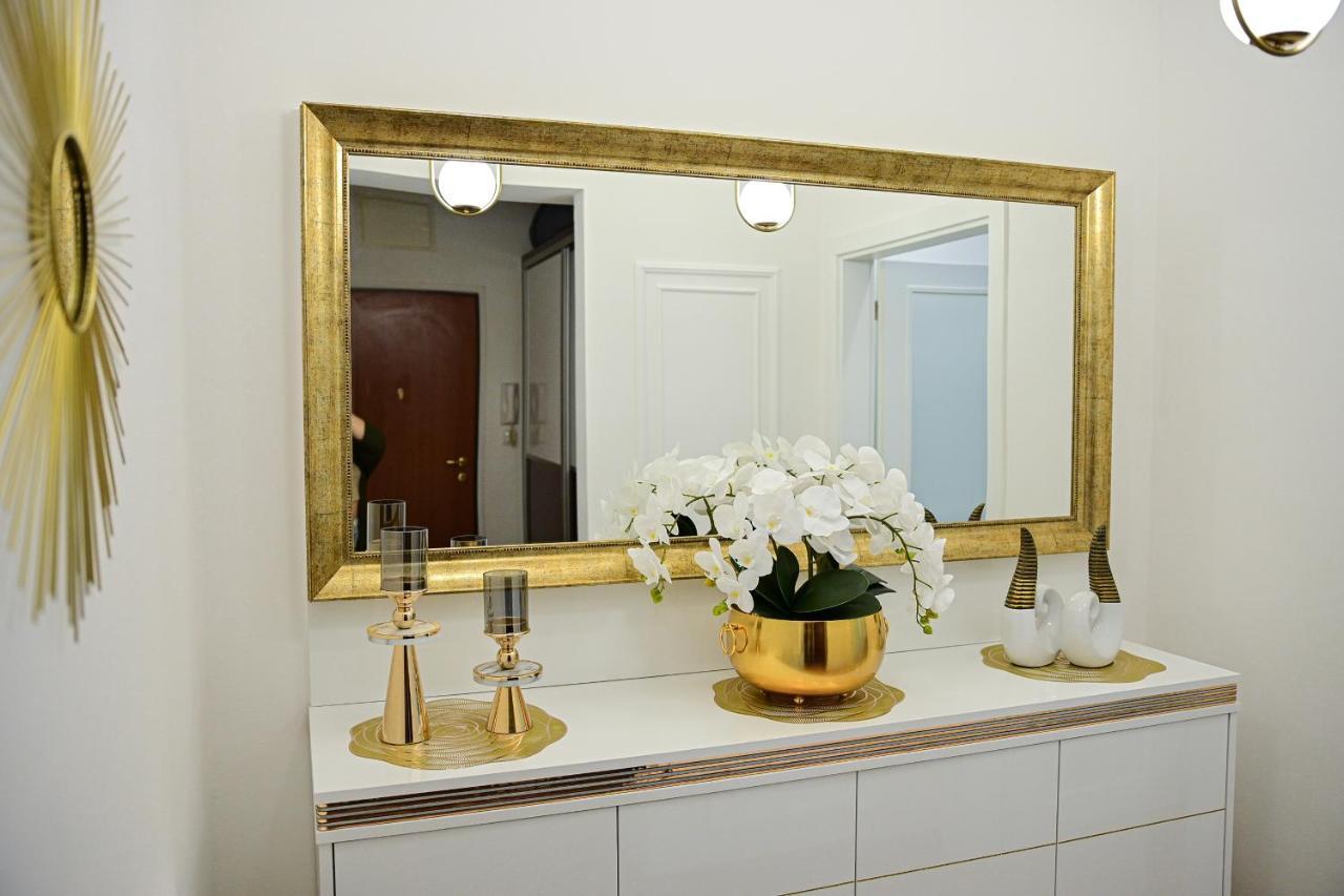Luxury Apartment Karic Free Parking Tuzla Eksteriør bilde